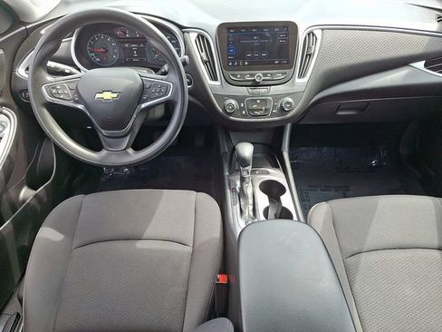 Used 2023 Chevrolet Malibu LS FWD image 15