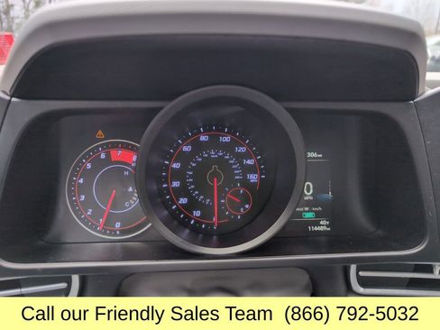 Used 2023 Hyundai Elantra SEL FWD image 17