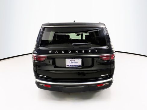 Used 2022 Jeep Wagoneer Series III w/ Rear Seat Video Group 1 AWD/4WD image 6