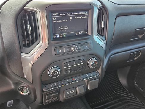 Used 2026 Chevrolet Silverado 2500 Custom w/ Custom Value Package image 22