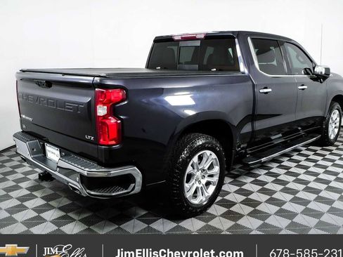 Used 2023 Chevrolet Silverado 1500 LTZ AWD/4WD image 3