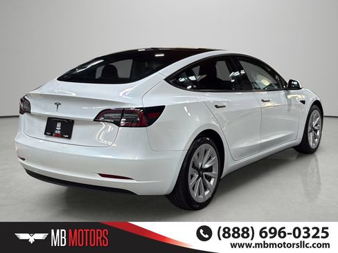 Used 2022 Tesla Model 3 RWD image 4