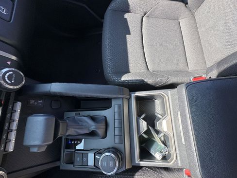 Used 2026 Toyota 4Runner SR5 image 27