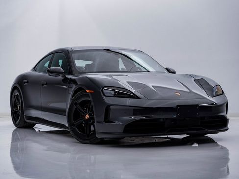 Certified 2025 Porsche Taycan image 8