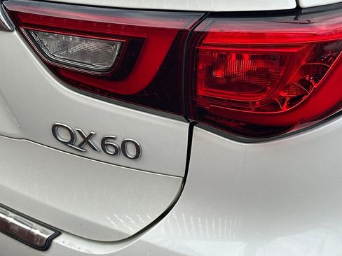 Used 2018 INFINITI QX60 AWD w/ Premium Plus Package image 6