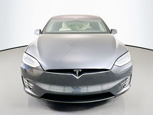 Used 2019 Tesla Model X Long Range image 2