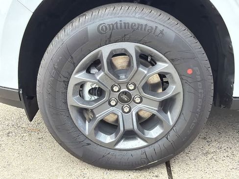 New 2026 Ford Maverick XLT image 9