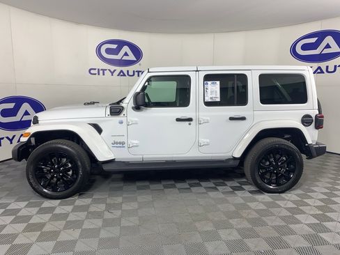 Used 2022 Jeep Wrangler Unlimited Sahara w/ Cold Weather Group image 6