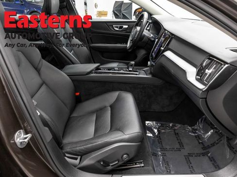 Used 2024 Volvo S60 B5 Core AWD/4WD image 25