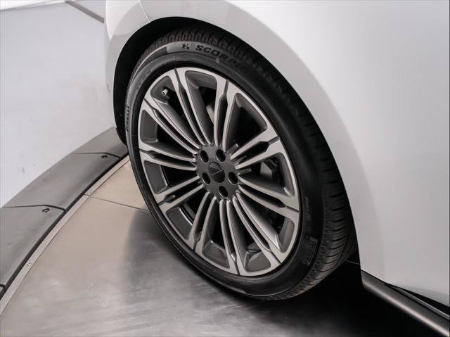 New 2026 Land Rover Range Rover SE AWD/4WD image 12