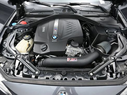 Used 2017 BMW M2 RWD image 16