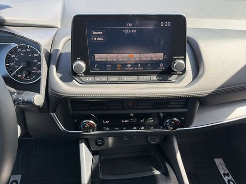 New 2026 Nissan Rogue SV w/ Cold Weather Package FWD image 24