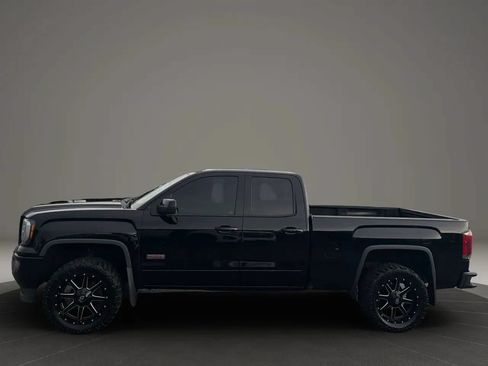 Used 2018 GMC Sierra 1500 SLT AWD/4WD image 2