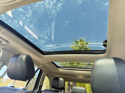Used 2014 Ford Edge SEL w/ Equipment Group 205A FWD image 16