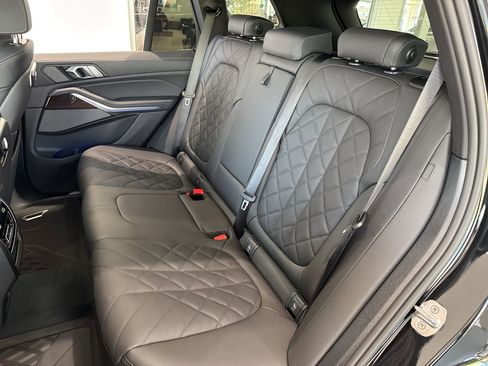New 2026 BMW X5 xDrive40i w/ Climate Comfort Package image 40