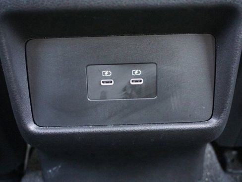 Certified 2024 Nissan Rogue SL image 36