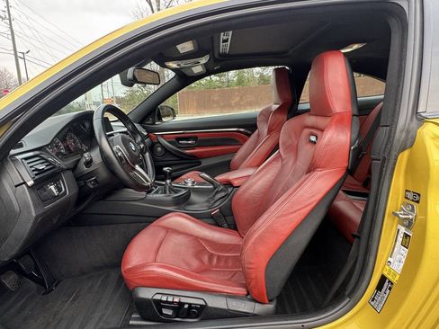 Used 2015 BMW M4 Coupe image 4