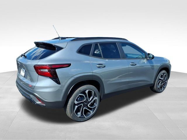 New 2026 Chevrolet Trax RS w/ Driver Confidence Package FWD image 3