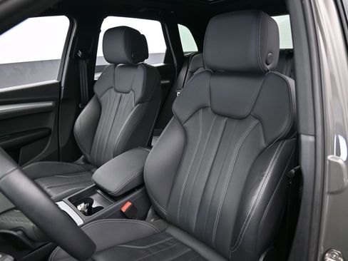 Used 2025 Audi Q5 2.0T Premium image 10