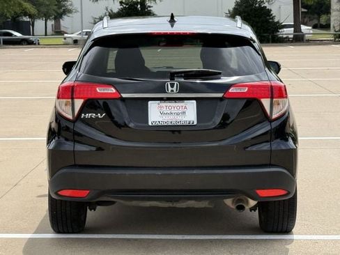 Used 2022 Honda HR-V EX image 5
