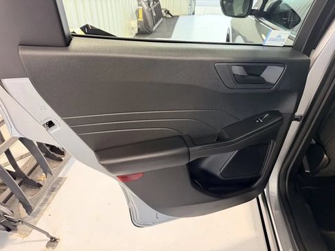 Used 2024 Ford Escape Active AWD/4WD image 12