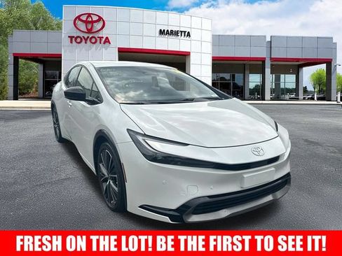 Certified 2025 Toyota Prius XLE FWD image 1
