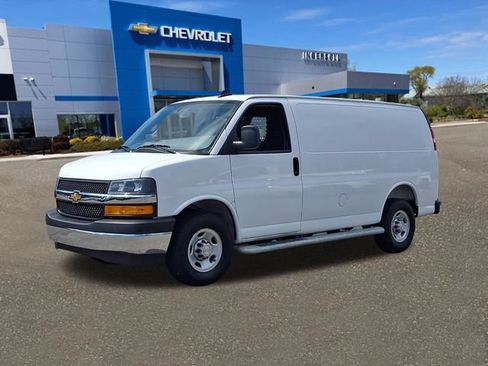 Used 2025 Chevrolet Express 2500 w/ Driver Convenience Package RWD image 34