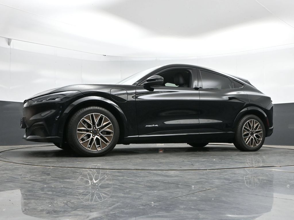 Used 2024 Ford Mustang Mach-E Premium AWD/4WD image 45