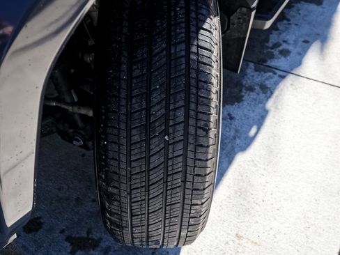 Used 2024 Toyota Tacoma TRD Sport image 12