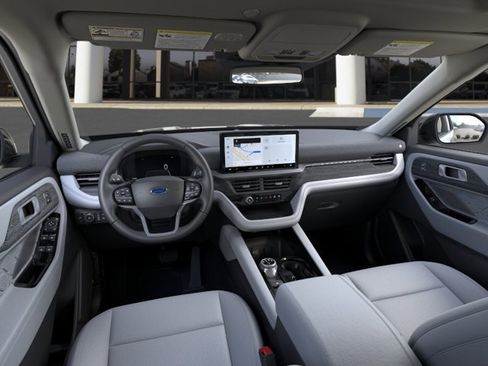 New 2026 Ford Explorer Platinum w/ LUX Leather Package AWD/4WD image 9