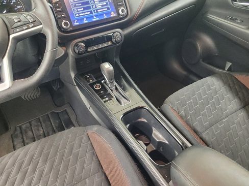 Used 2022 Nissan Kicks SR w/ Interior Electronics Package FWD image 26