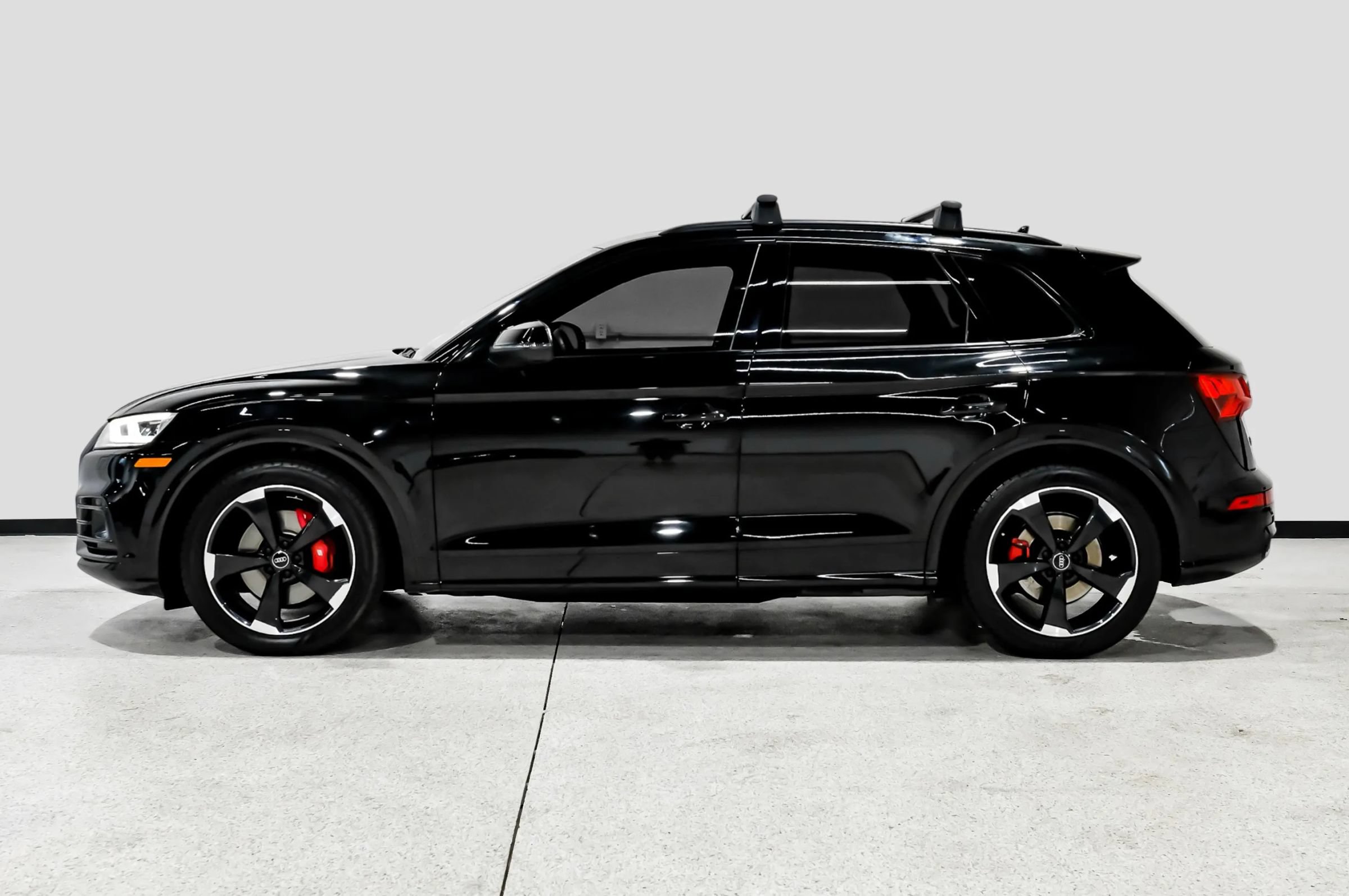 Used 2020 Audi SQ5 Prestige AWD/4WD image 9