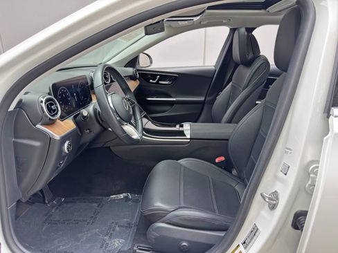 Used 2022 Mercedes-Benz C 300 Sedan image 16