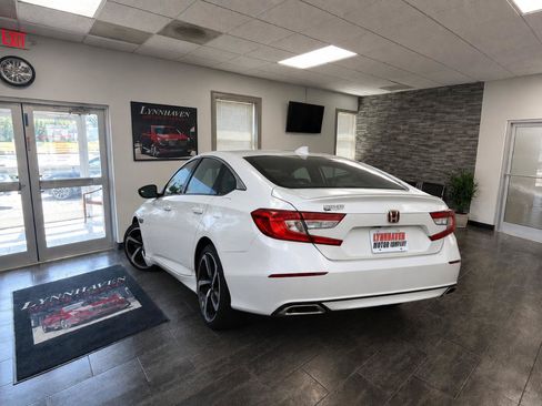 Used 2019 Honda Accord Sport image 3