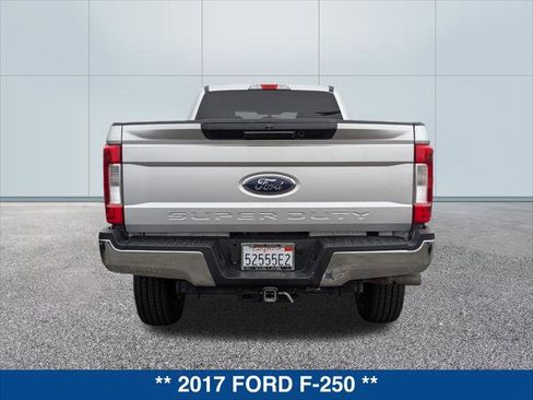 Used 2017 Ford F250 XLT image 4