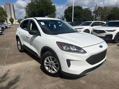 Used 2022 Ford Escape SE w/ Convenience Package AWD/4WD image 3