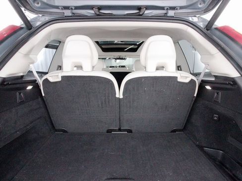 Certified 2022 Volvo XC90 T6 Momentum w/ Advanced Package image 29