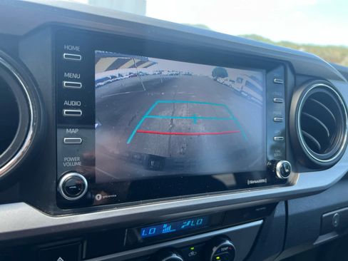 Certified 2022 Toyota Tacoma SR5 w/ Trail Edition AWD/4WD image 19
