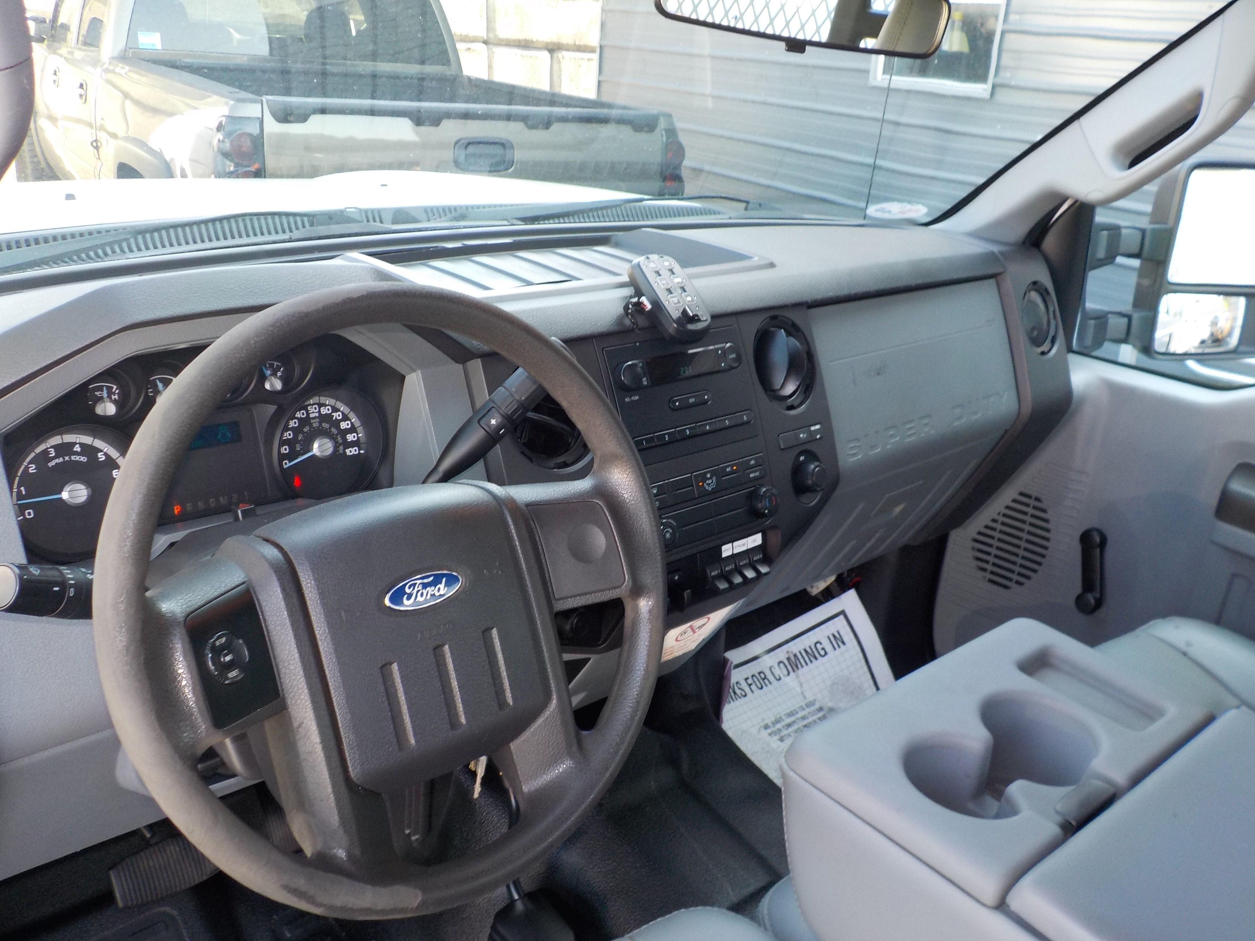 Used 2012 Ford F250 XL w/ Camper Pkg AWD/4WD image 16