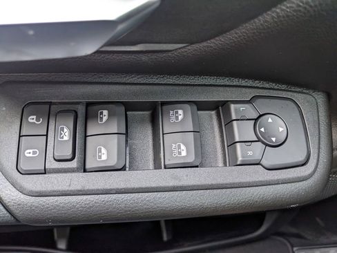 New 2026 RAM 1500 Express image 47