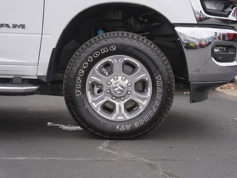 Used 2026 RAM 2500 Big Horn AWD/4WD image 4