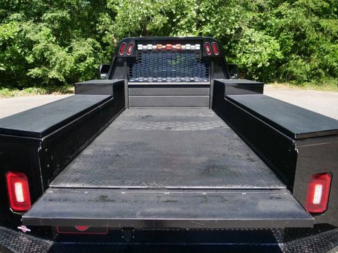 Used 2023 RAM 3500 SLT w/ Quick Order Package 2YG SLT AWD/4WD image 9