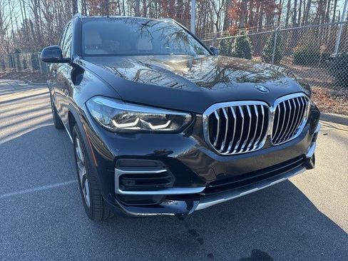 Certified 2022 BMW X5 xDrive40i w/ Premium Package image 4