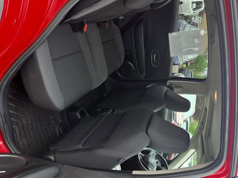 Used 2019 Honda HR-V EX image 11