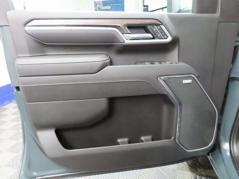 Used 2025 Chevrolet Silverado 2500 LTZ w/ Trail Boss Package image 77