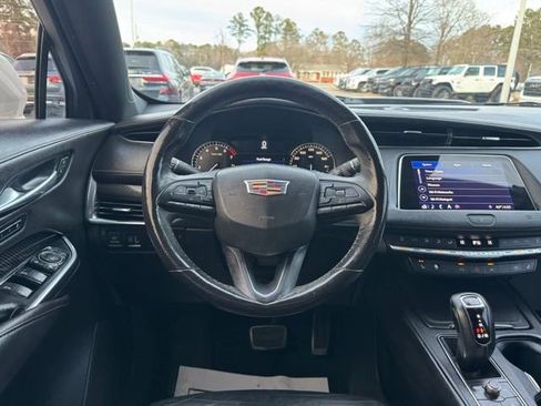 Used 2019 Cadillac XT4 Sport image 19