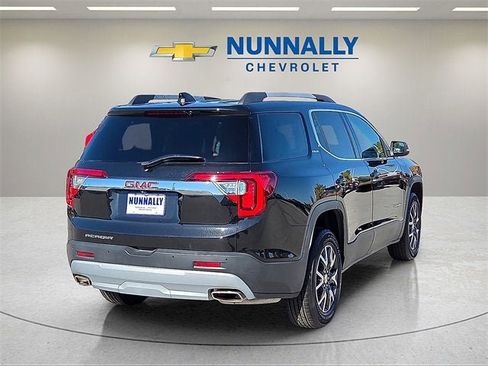 Certified 2023 GMC Acadia SLE w/ Driver Convenience Package image 5