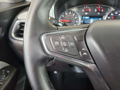 Used 2024 Chevrolet Equinox LT FWD image 30