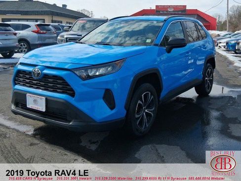 Used 2019 Toyota RAV4 LE image 7