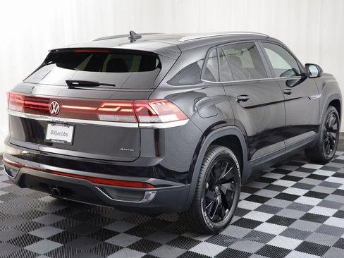 New 2026 Volkswagen Atlas Cross Sport SE image 17